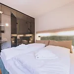公寓 Premium Areit By We Rent, Summercard Included