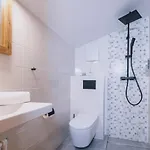 公寓 Premium Areit By We Rent, Summercard Included