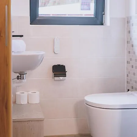 Premium Areit By We Rent, Summercard Included *