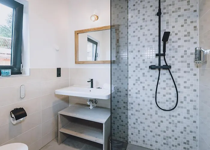 Premium Areit By We Rent 아파트 젤암제