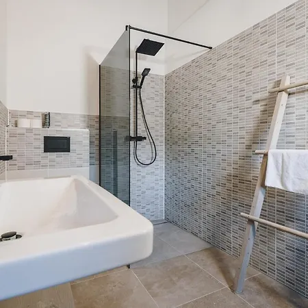 Premium Areit By We Rent * 滨湖采尔